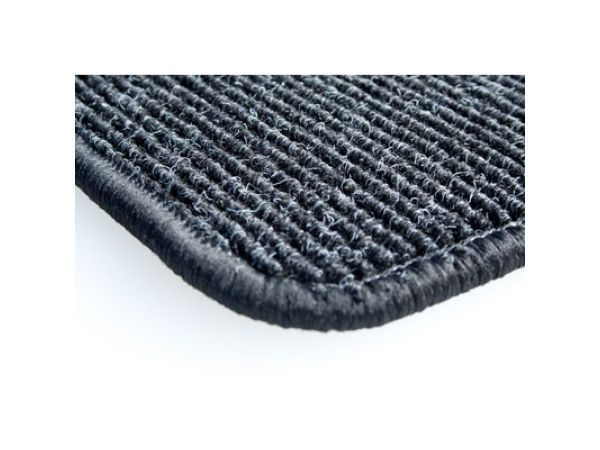 Case-IH Maxxum 140 Žebrovaný koberec